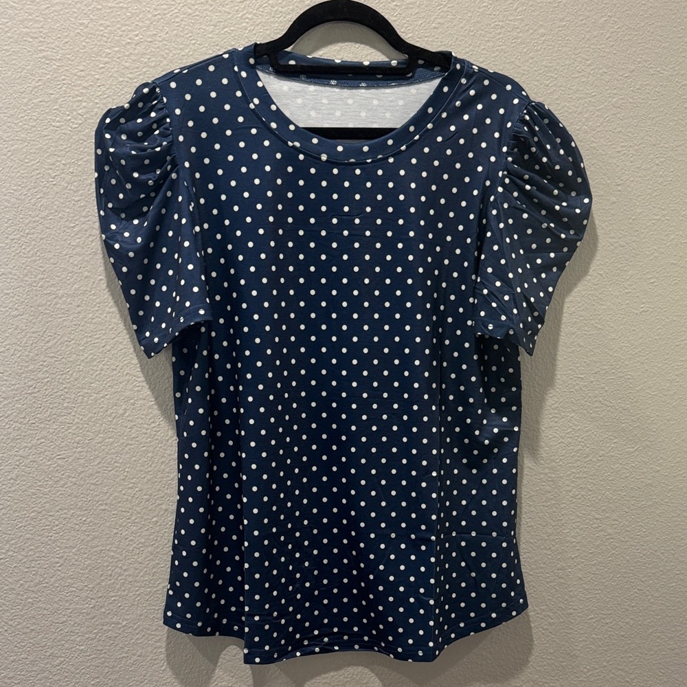 💙 Navy Polka Dot Crewneck Top w/ Puff Sleeves – Size L 💙